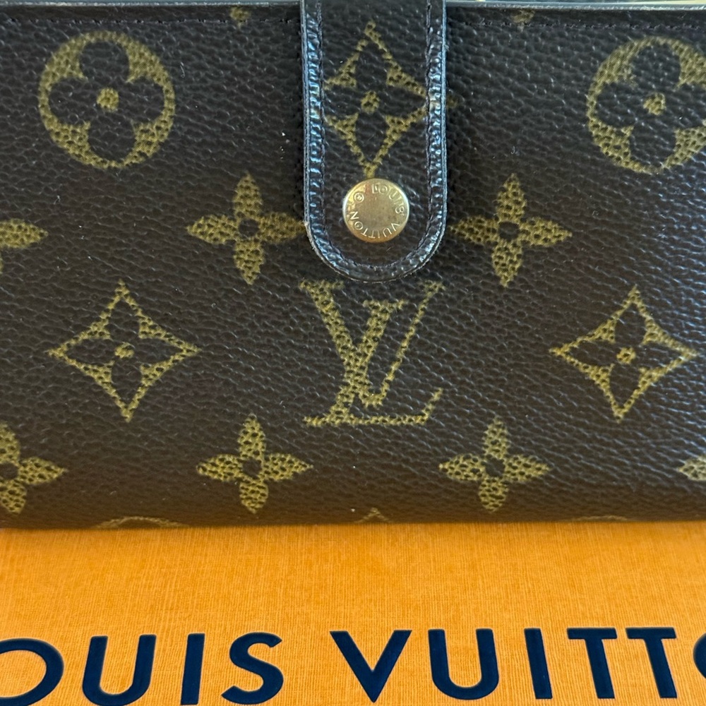Louis Vuitton kiss lock Portefeuille Viennois canvas Monogram wallet - Picture 2 of 16